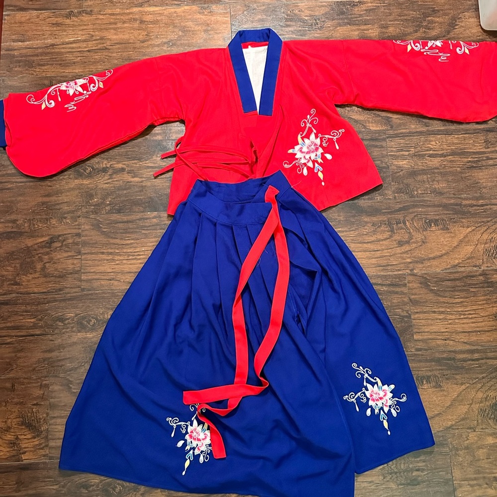 Handmade Cultural 2 Piece